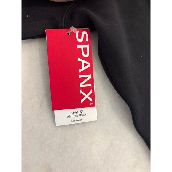 NWT Spanx AirEssentials Black Crewneck Top Size L Lightweight 50347R - Picture 3 of 6